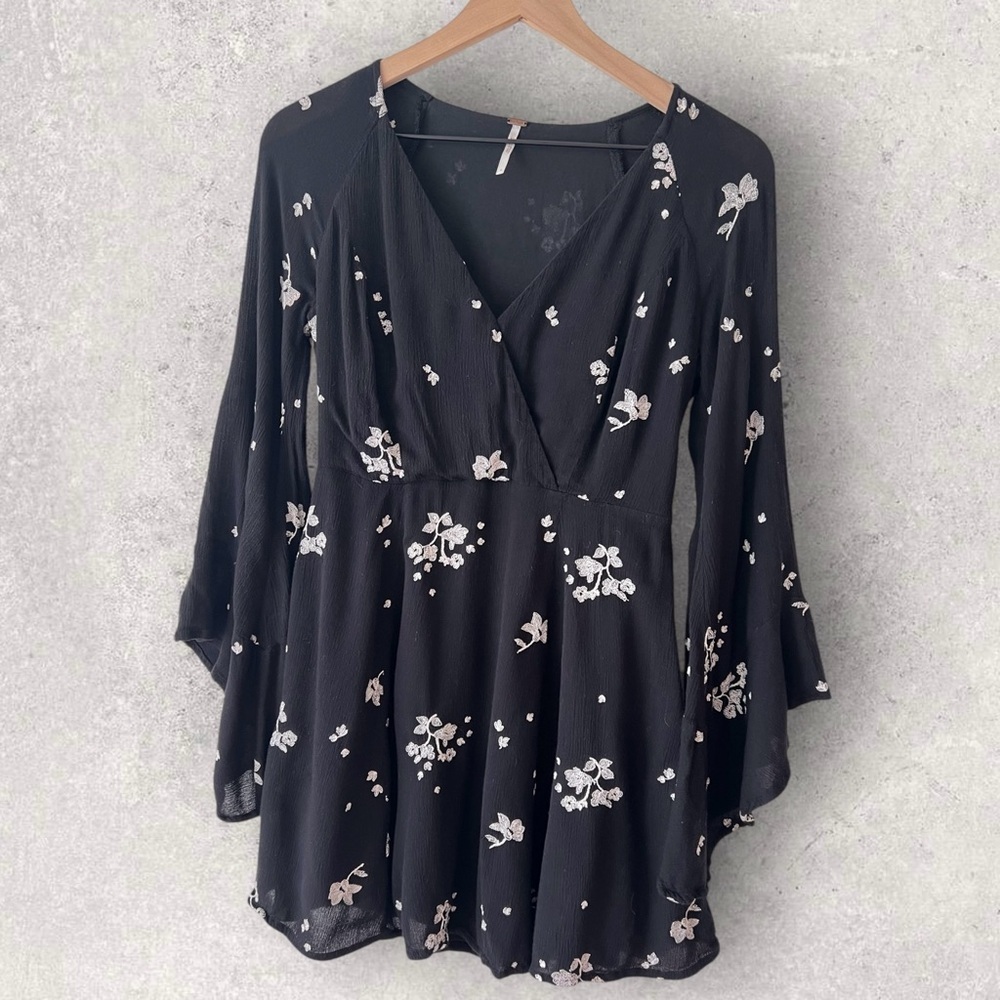 Free People Jasmine Embroidered Floral Bell Sleeve Mini Dress Size 4 - Picture 2 of 11